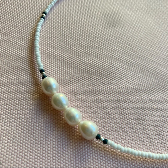 Freshwater Pearls and Seed Beads Necklace - Picture 6 of 12